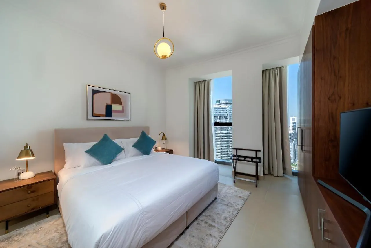 Full Burj Khalifa View: Atlas Homestays - 03 Bedroom At Burj Vista 5005 Dubai 0*,  United Arab Emirates