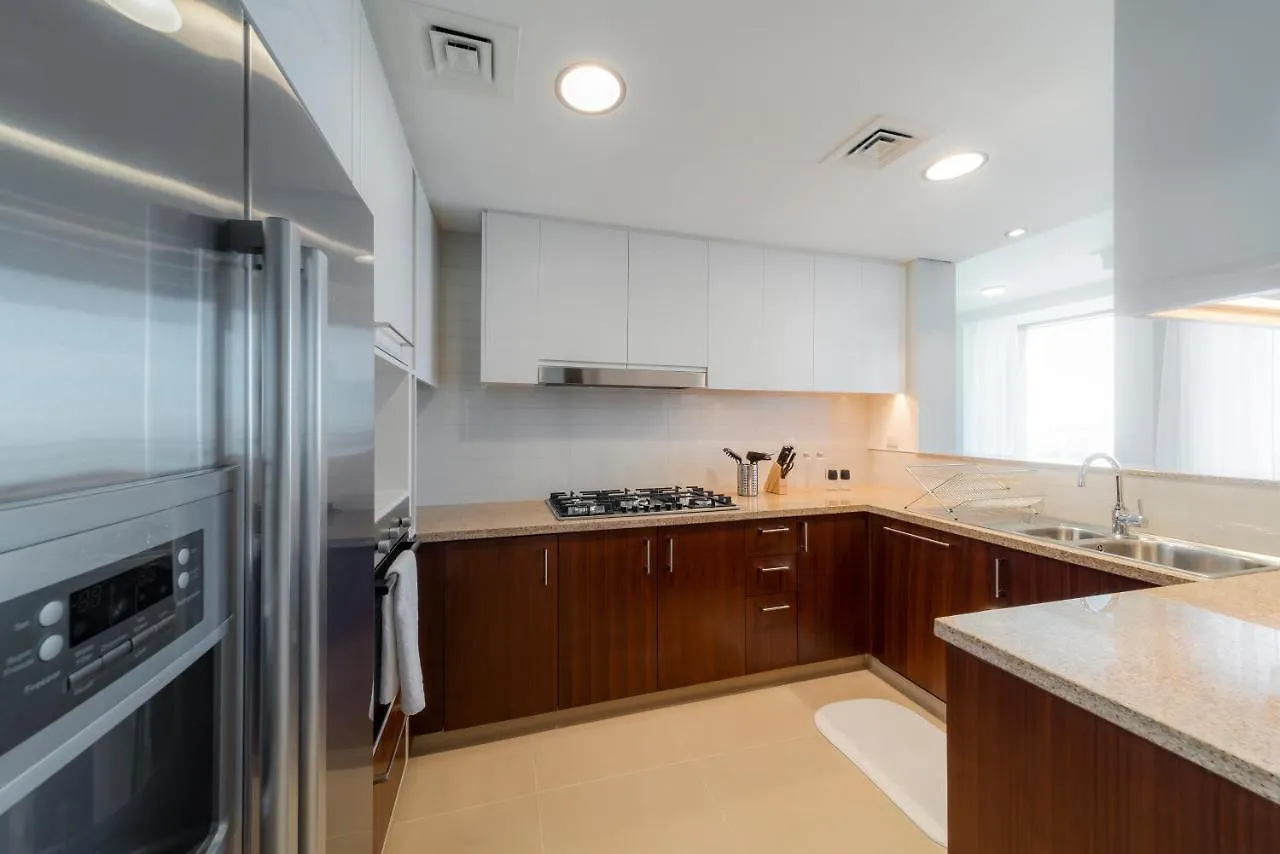 Apartment Full Burj Khalifa View: Atlas Homestays - 03 Bedroom At Burj Vista 5005 Dubai
